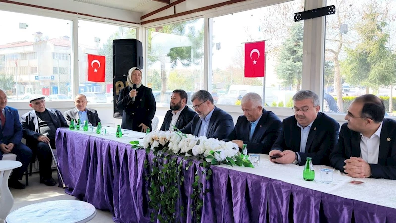 Başkan Seyhan Kılınçarslan, Ak Parti Afyonkarahisar Milletvekillerinin Katılımıyla Gerçekleşen Bayramlaşma Merasimine Katıldı