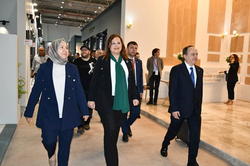 Başkan Seyhan Kılınçarslan, 29. İzmir Marble Uluslararası Doğaltaş ve Teknolojileri Fuarında Stand Açan İscehisar